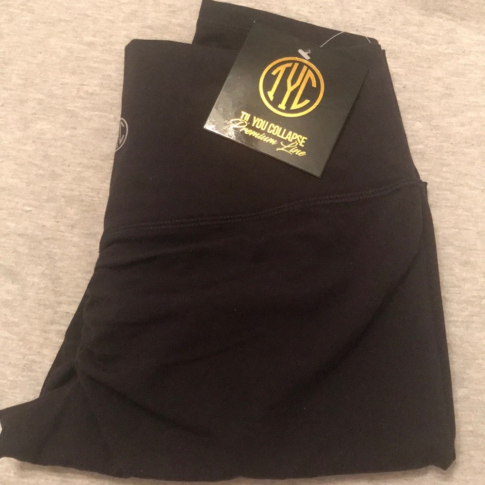 Til you collapse scrunch booty leggings